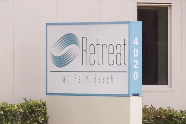 Sign of Retreat Behavioral Health center in Palm Beach, Florida indicating abrupt closure, causing chaos and fear among staffers and patients